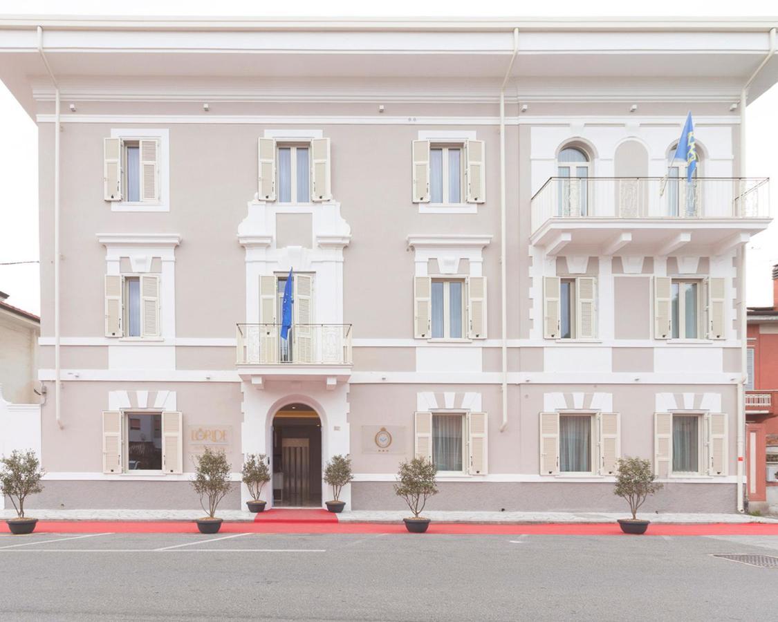 Doride Suites Boutique Hotel マリーナ・ディ・カッラーラ エクステリア 写真